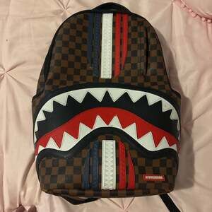 Rucsac unisex cu model in carouri Sprayground (910B7078NSZ)